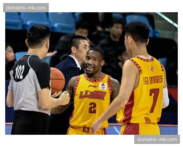 山西汾酒股份15胜15负位列第十一 纸面实力与战绩反差明显