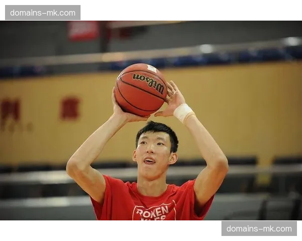 北京防守篮板率73.4% 周琦麦基控制禁区效果显著